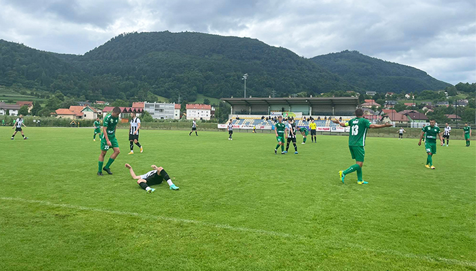 nyolcszlov1.jpg