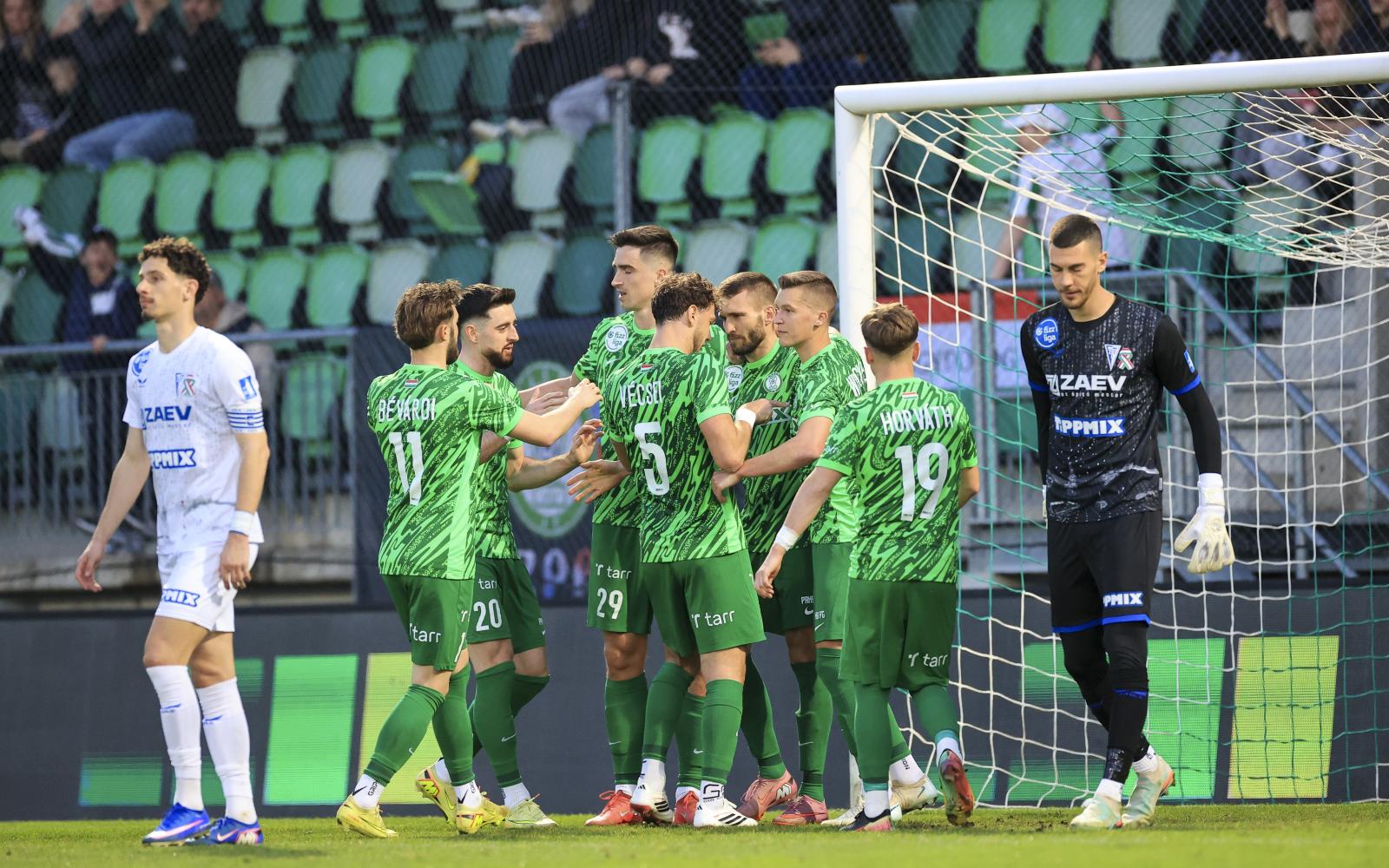 PaksiFC ZTE FIZZ LIGA 16 PaksiFC ZTE FIZZ LIGA 16