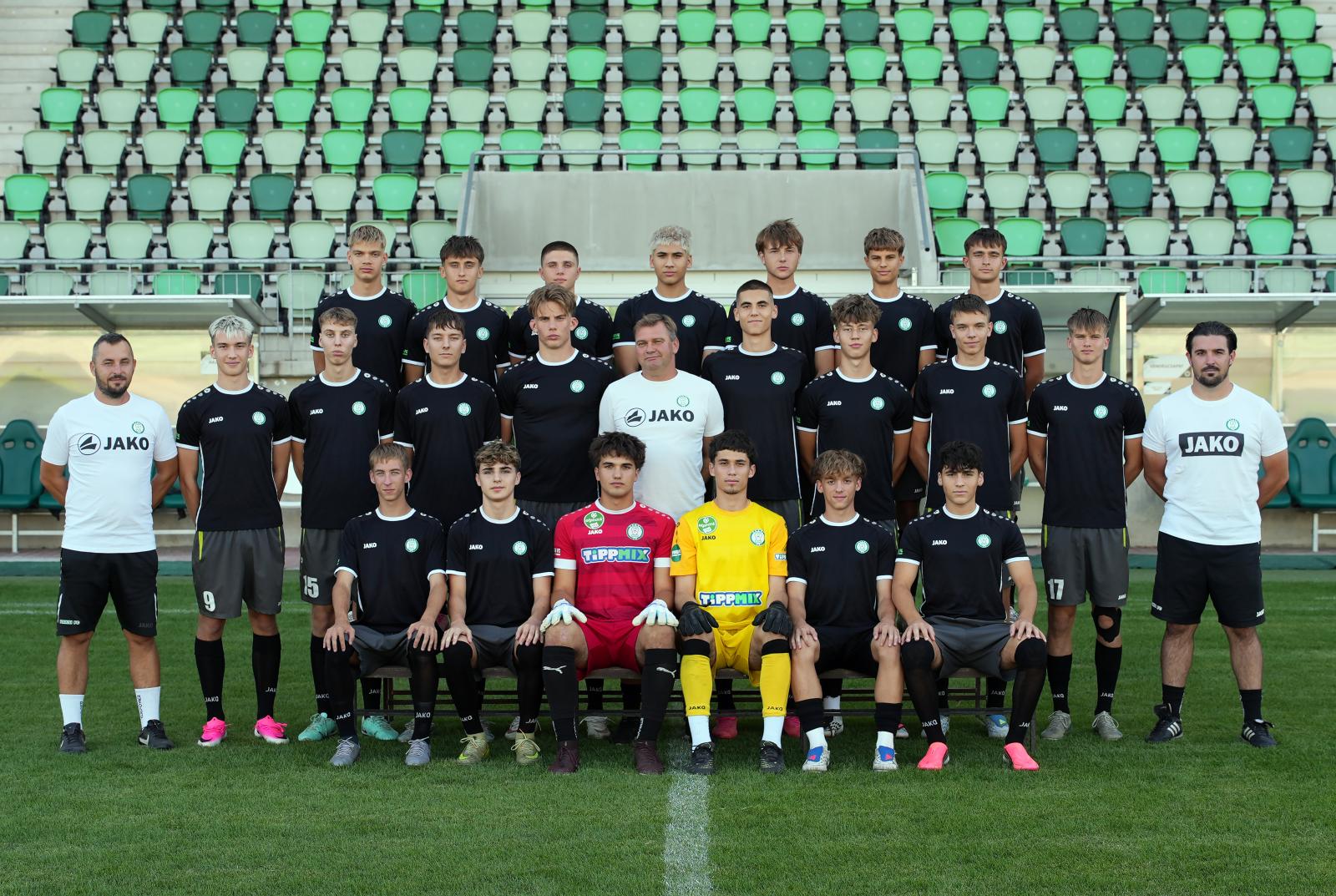 U19